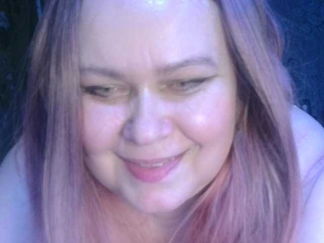 CharleeKendall's BongaCams show and profile