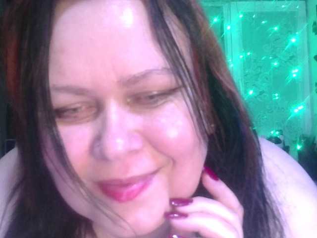 CharleeKendall's BongaCams show and profile