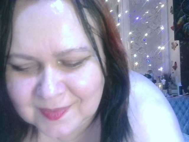 CharleeKendall's BongaCams show and profile