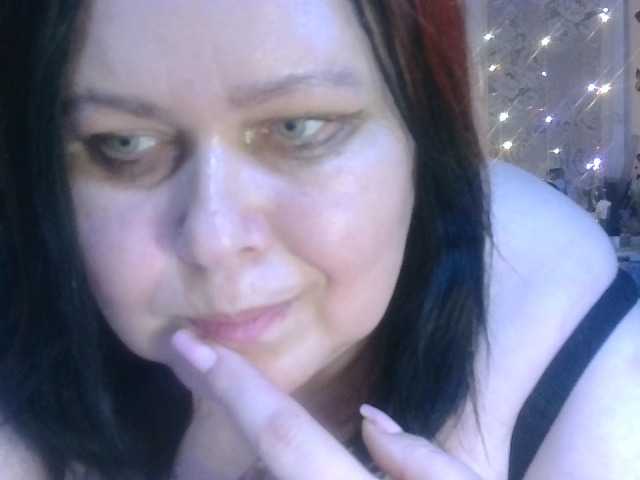 CharleeKendall's BongaCams show and profile