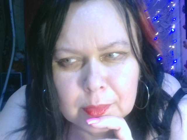 CharleeKendall's BongaCams show and profile