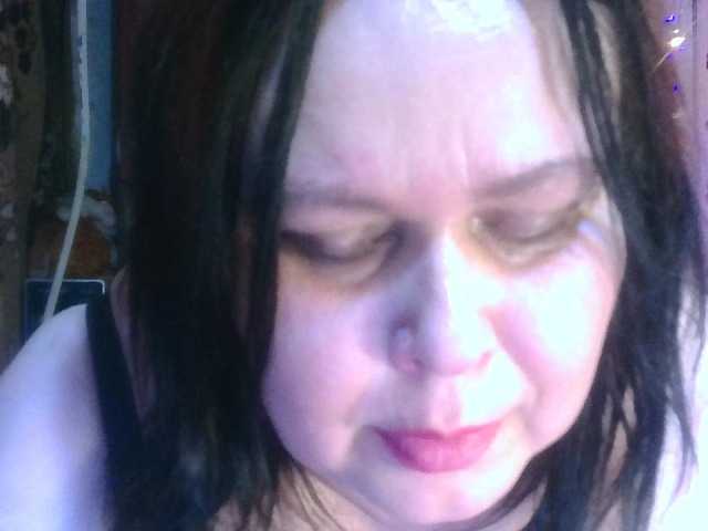 CharleeKendall's BongaCams show and profile