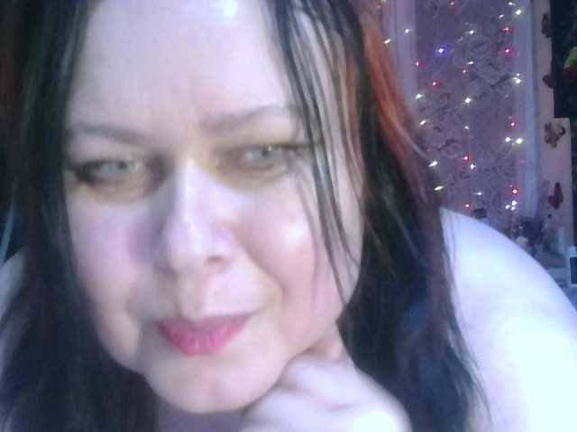 CharleeKendall's BongaCams show and profile