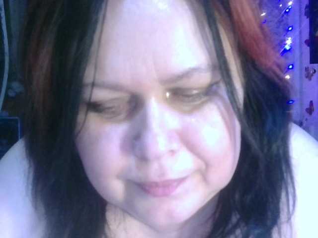 CharleeKendall's BongaCams show and profile