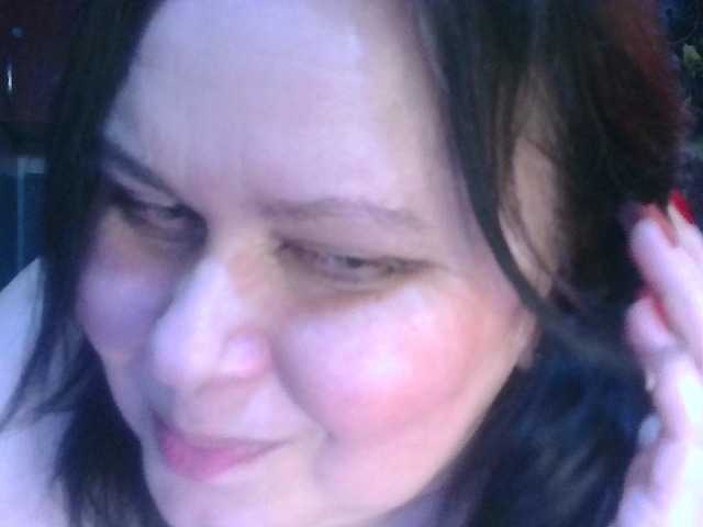 CharleeKendall's BongaCams show and profile