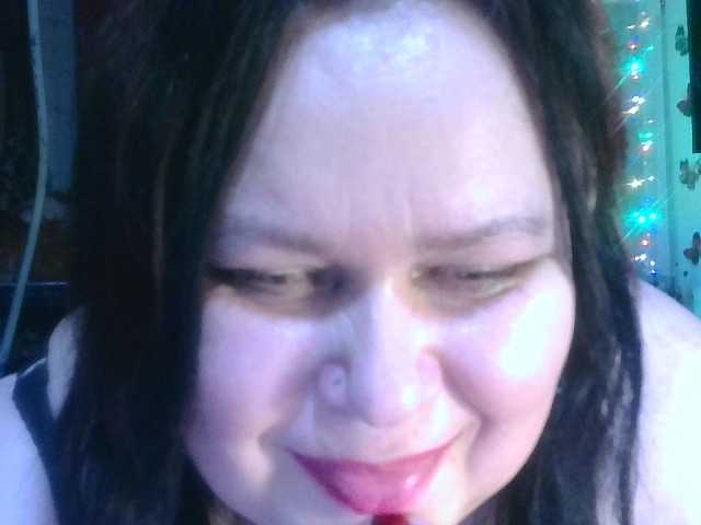 CharleeKendall's BongaCams show and profile