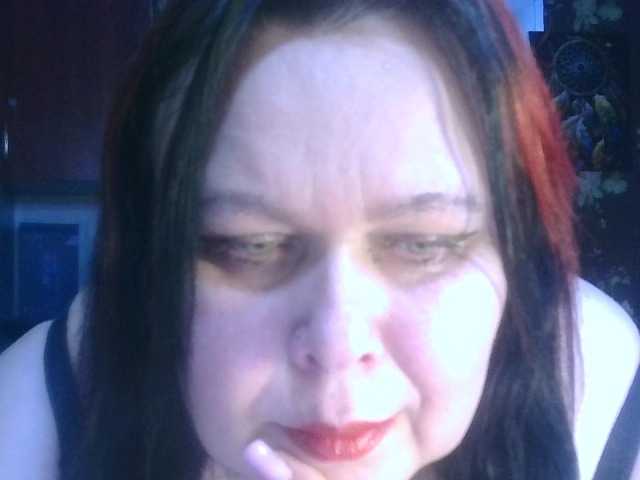 CharleeKendall's BongaCams show and profile