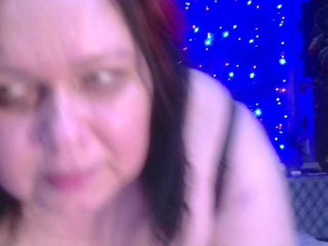 CharleeKendall's BongaCams show and profile