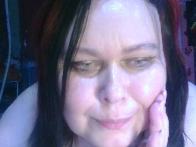 CharleeKendall's BongaCams show and profile