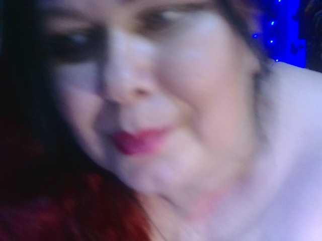 CharleeKendall's BongaCams show and profile