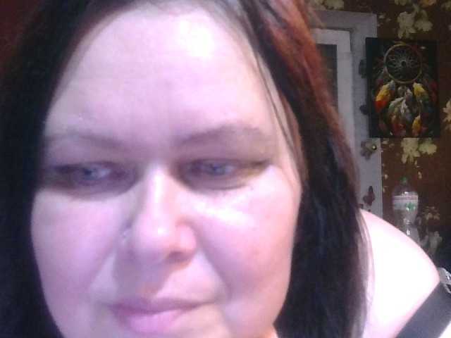 CharleeKendall's BongaCams show and profile