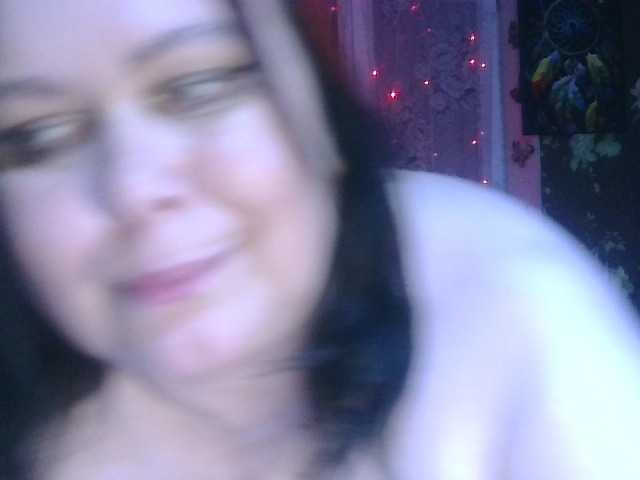 CharleeKendall's BongaCams show and profile