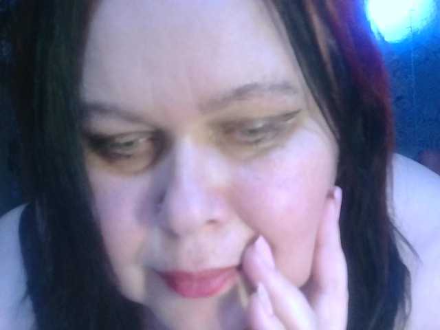 CharleeKendall's BongaCams show and profile