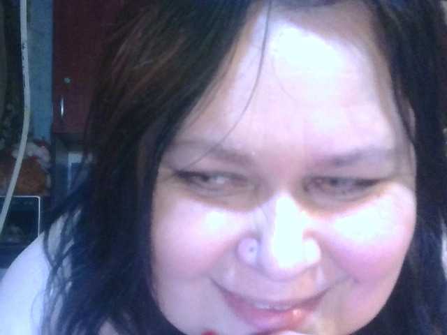 CharleeKendall's BongaCams show and profile