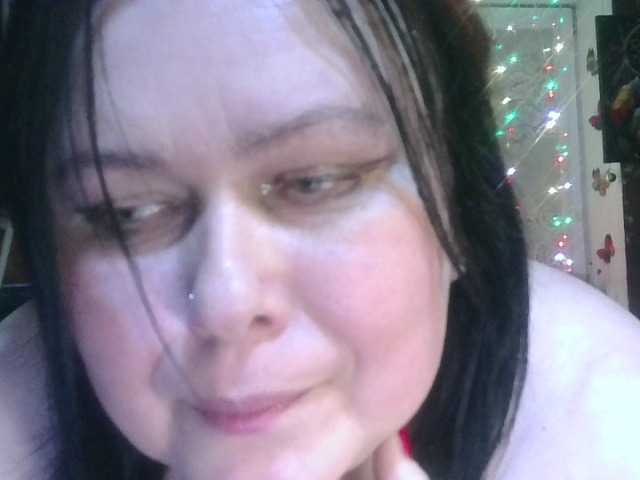 CharleeKendall's BongaCams show and profile