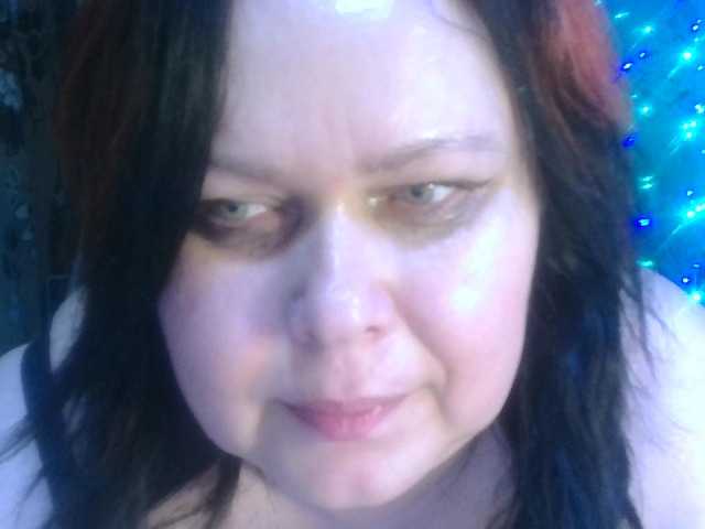 CharleeKendall's BongaCams show and profile