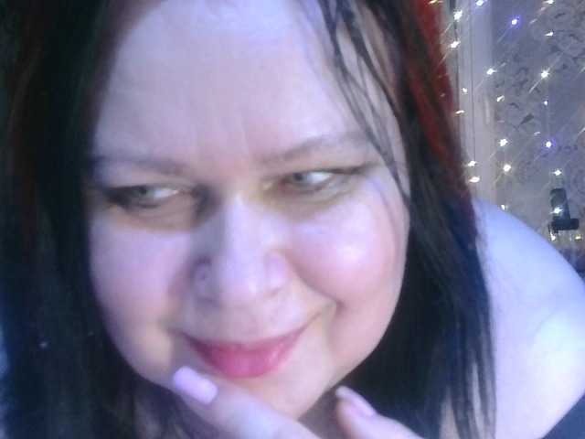 CharleeKendall's BongaCams show and profile