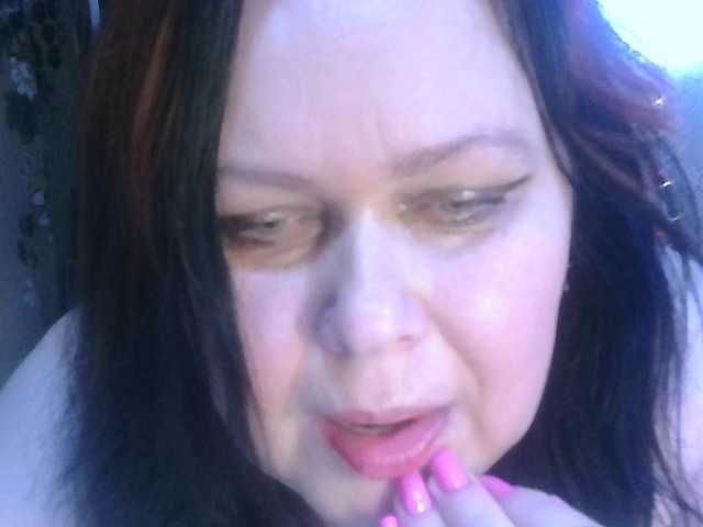 CharleeKendall live cam