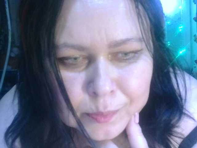 CharleeKendall's BongaCams show and profile