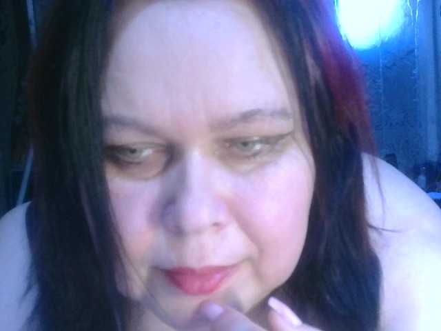 CharleeKendall's BongaCams show and profile