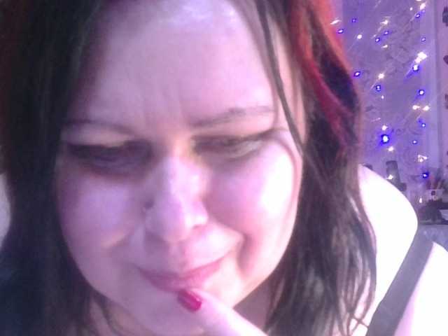 CharleeKendall's BongaCams show and profile