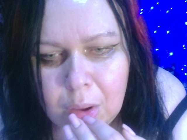 CharleeKendall's BongaCams show and profile