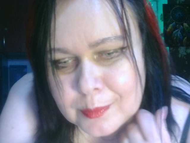 CharleeKendall's BongaCams show and profile