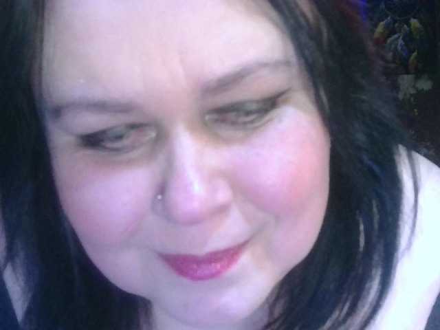 CharleeKendall's BongaCams show and profile