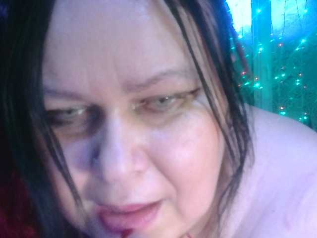 CharleeKendall's BongaCams show and profile