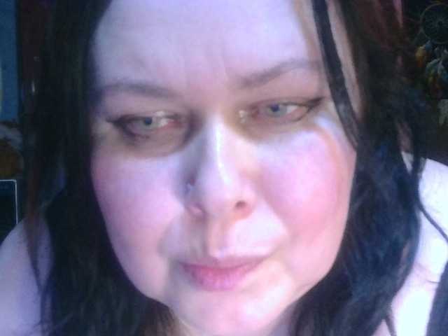 CharleeKendall's BongaCams show and profile