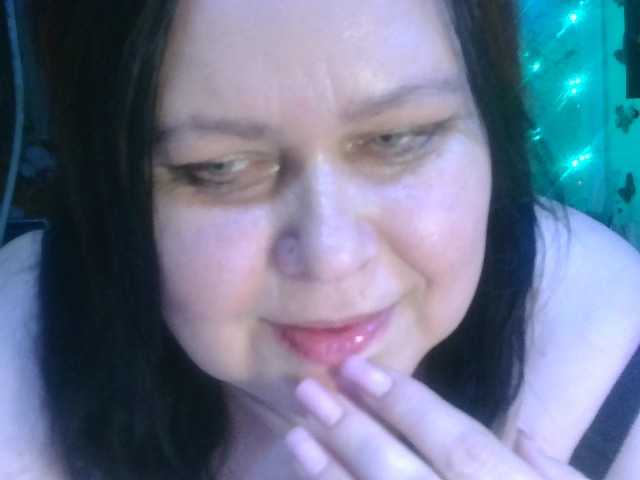 CharleeKendall's BongaCams show and profile