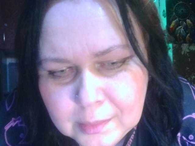 CharleeKendall's BongaCams show and profile