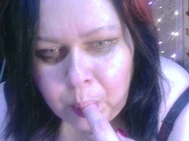 CharleeKendall's BongaCams profile