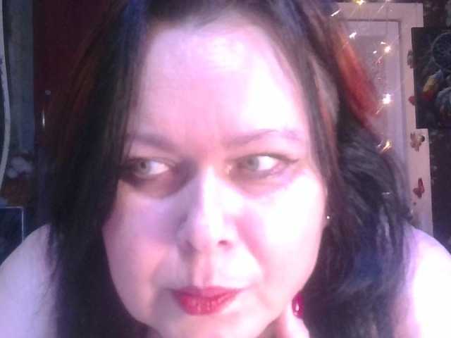 CharleeKendall's BongaCams show and profile