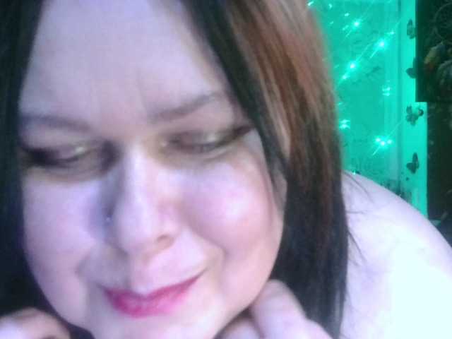 CharleeKendall's BongaCams show and profile