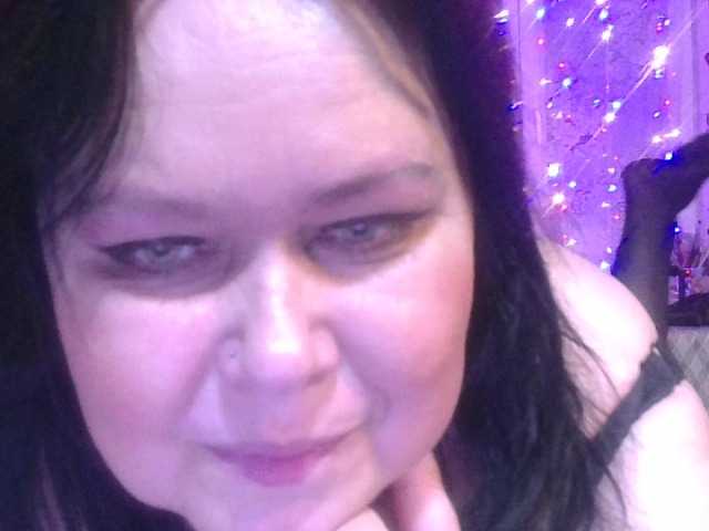 CharleeKendall's BongaCams show and profile