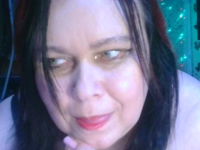 CharleeKendall's BongaCams show and profile