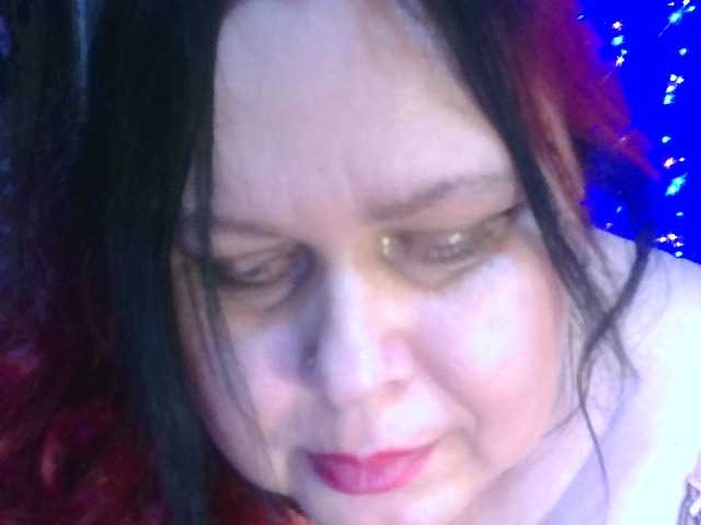 CharleeKendall's BongaCams show and profile