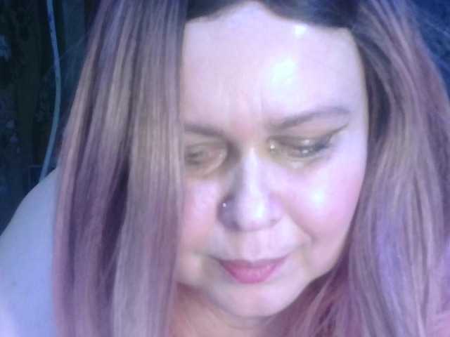 CharleeKendall's BongaCams show and profile