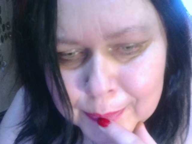 CharleeKendall's BongaCams show and profile