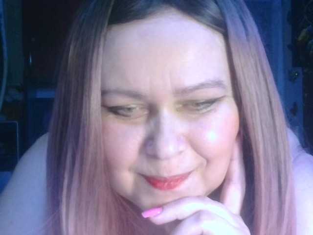 CharleeKendall's BongaCams show and profile