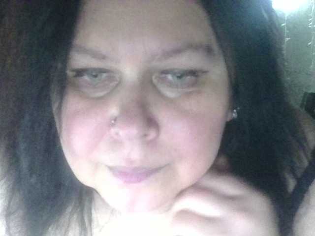 CharleeKendall's BongaCams show and profile