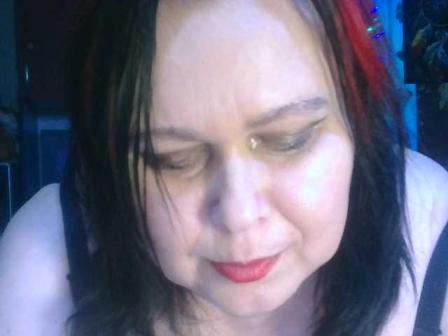 CharleeKendall's BongaCams show and profile