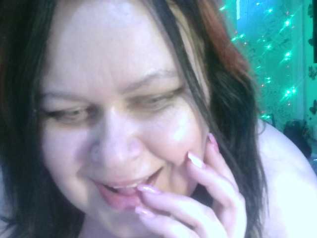 CharleeKendall's BongaCams show and profile