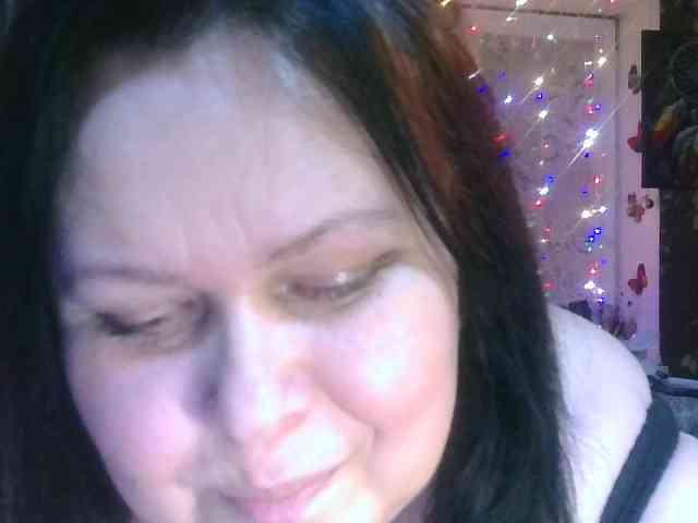 CharleeKendall webcam