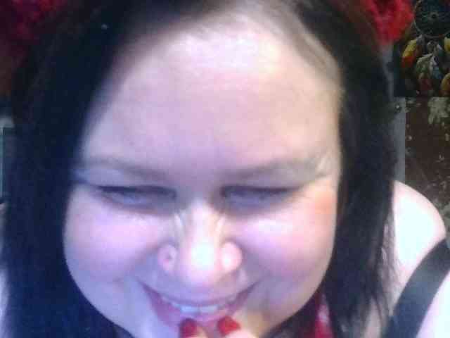 CharleeKendall webcam