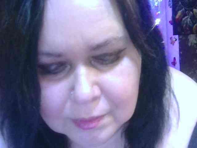 CharleeKendall webcam