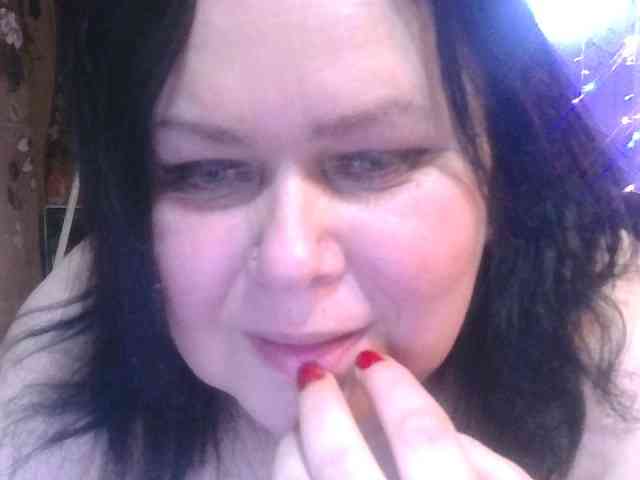 CharleeKendall webcam