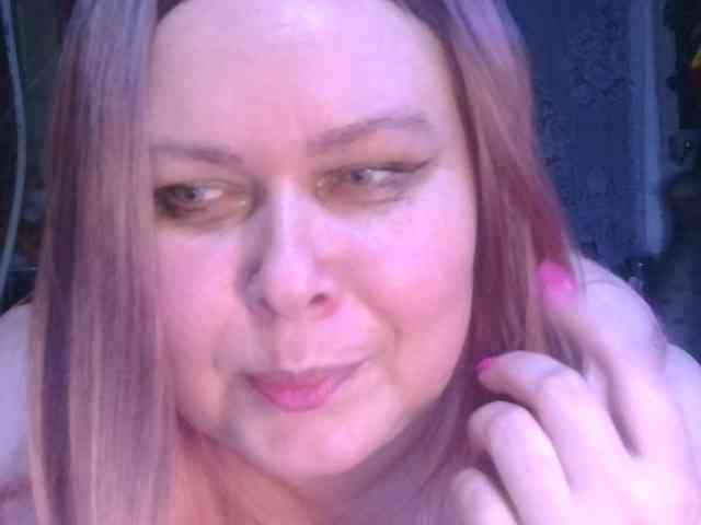 CharleeKendall webcam