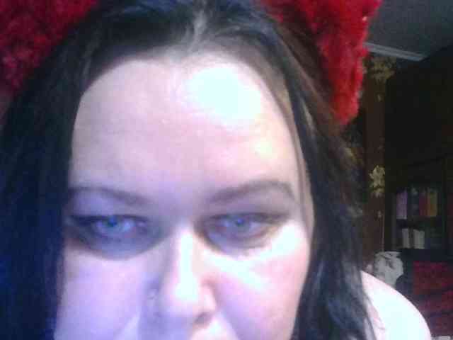 CharleeKendall webcam